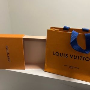 Louis Vuitton original cardholder box and bag with ribbon
